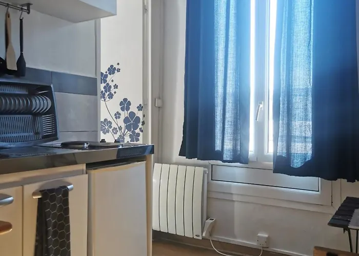 Charm & Comfort A Montmartre Apartman