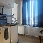 Charm & Comfort A Montmartre Appartement